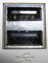 USBの差込口の図